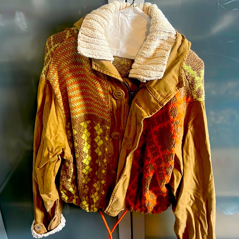 Free people Excellent condition zip and button  size S/P hoodie jacket